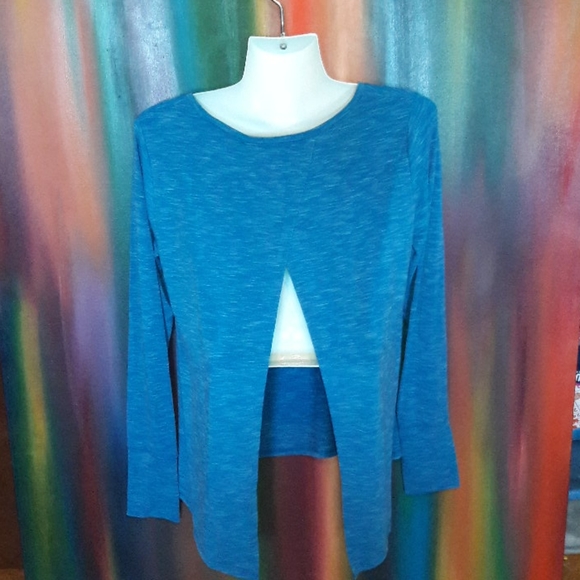 Gapfit Breathe Pullover Top - Picture 3 of 7